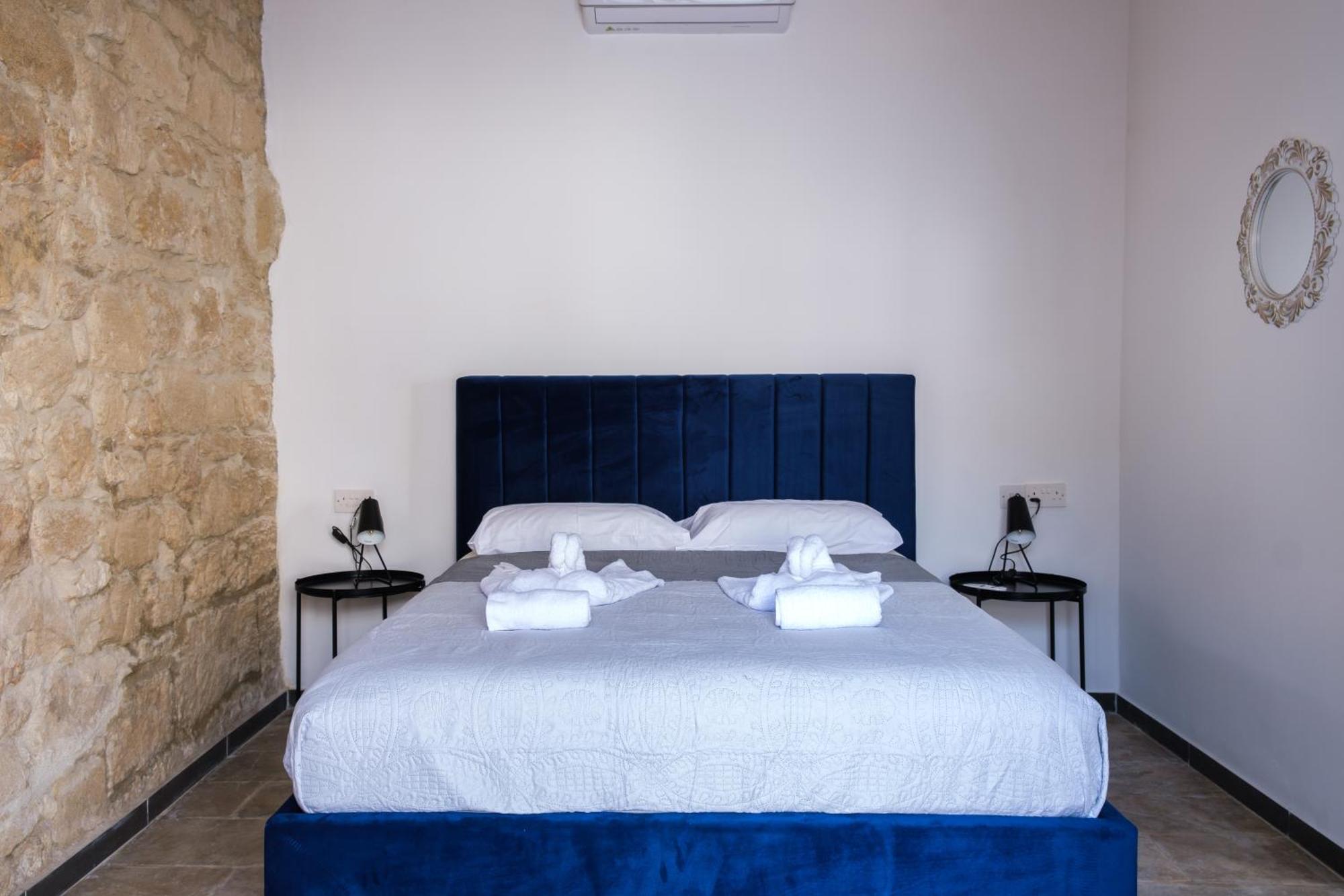 Royal Stay Luxury Homes Paphos Chambre photo